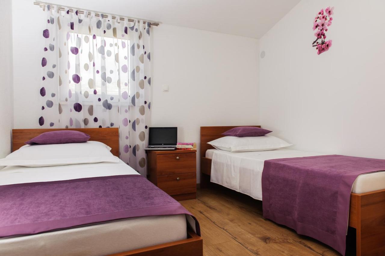 Kaštela Apartman Sunny Vacay מראה חיצוני תמונה
