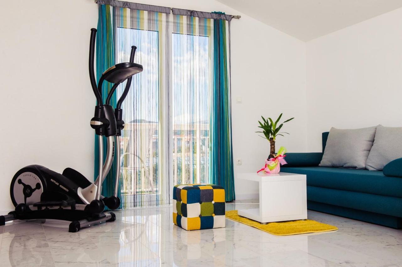 Kaštela Apartman Sunny Vacay מראה חיצוני תמונה