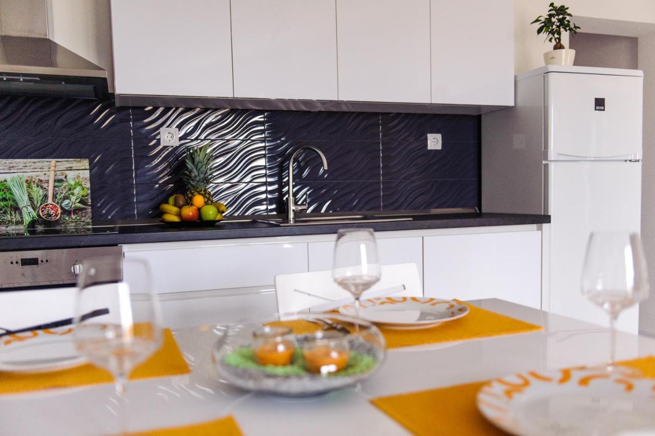 Kaštela Apartman Sunny Vacay מראה חיצוני תמונה