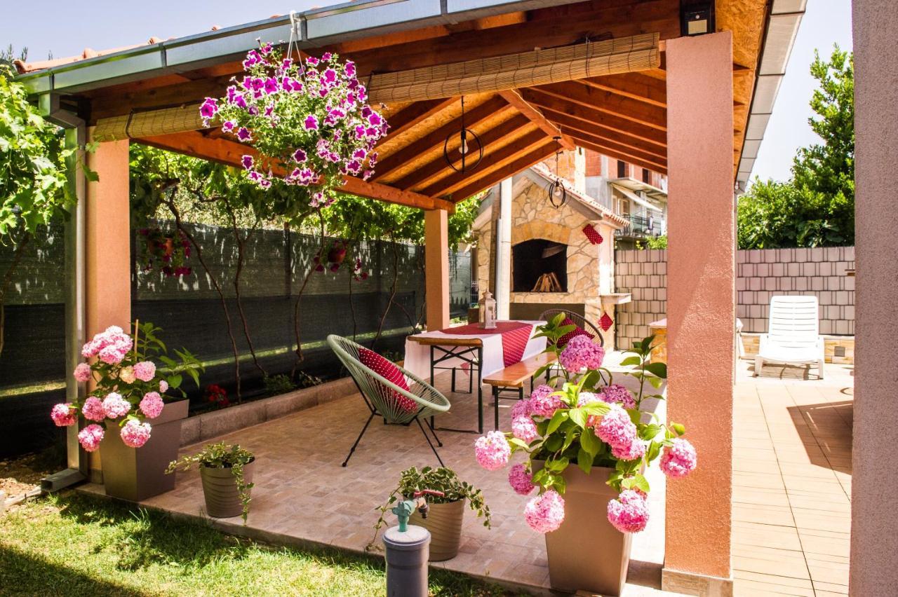 Kaštela Apartman Sunny Vacay מראה חיצוני תמונה